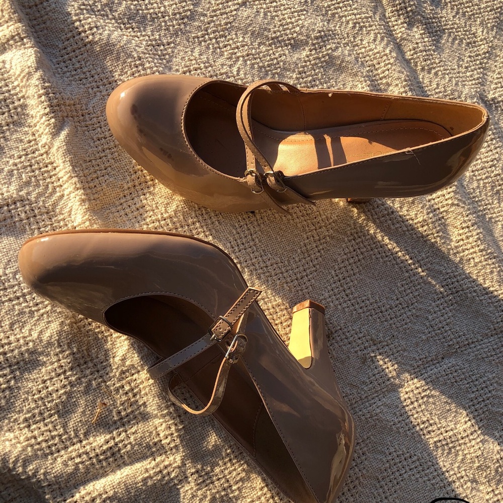 Heels / pumps
